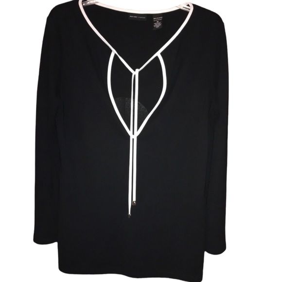 NEW YORK & COMPANY Pullover Tunic Top Black with White Trim & Tie String Size M - Picture 1 of 4